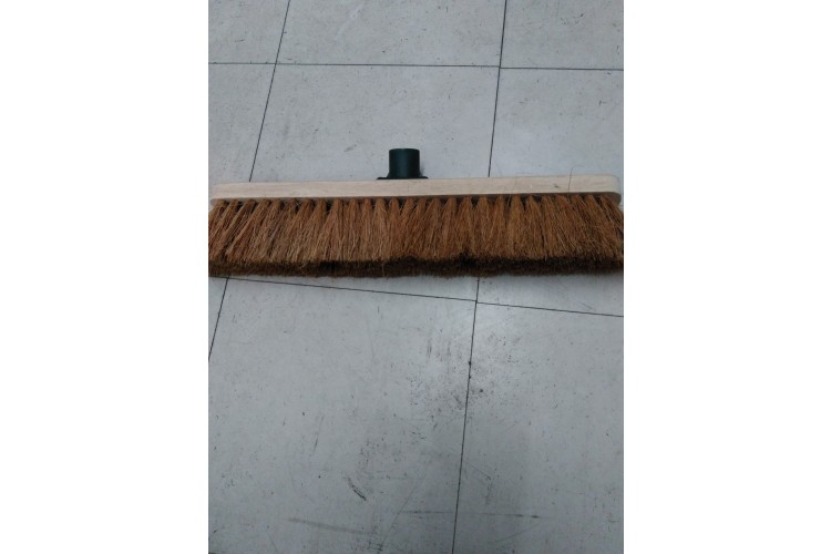 18 Inch Coco Broom Head Marksman