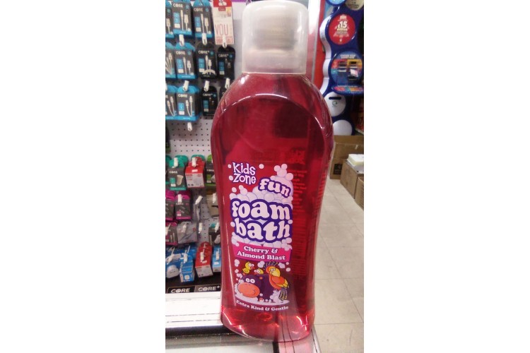 Kid Zone Fun Foam Bath Cherry &  Almond Blast1 Litre 
