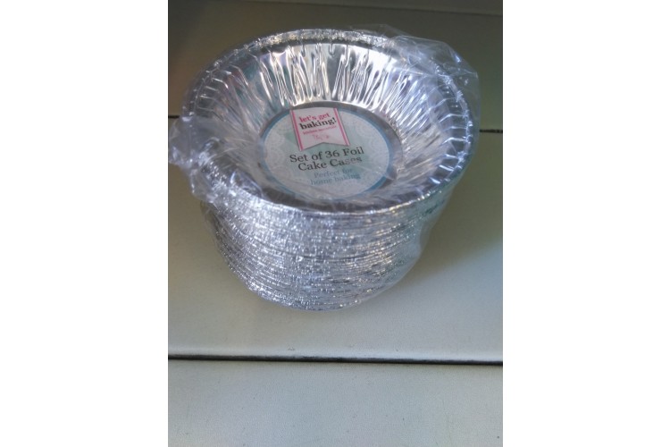 Let's get Baking set of 36 Foil Cake Cases 