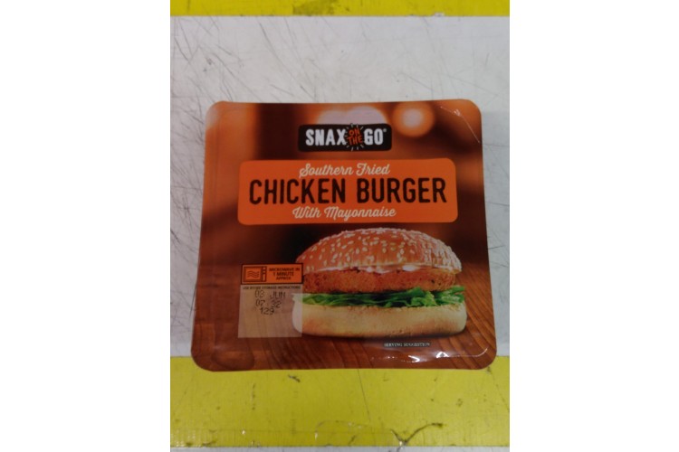 Snax on the Go Southern Fried Chicken Burger with Mayonnaise 122g