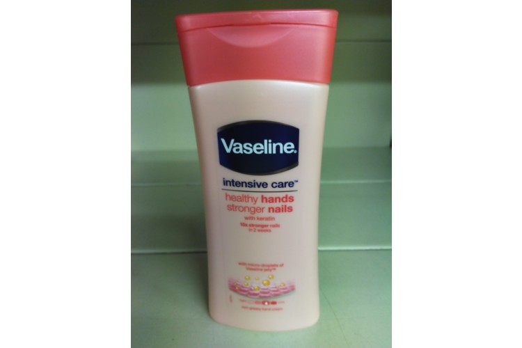 Vaseline Intensive Care Healthy Hands Stronger Nail 